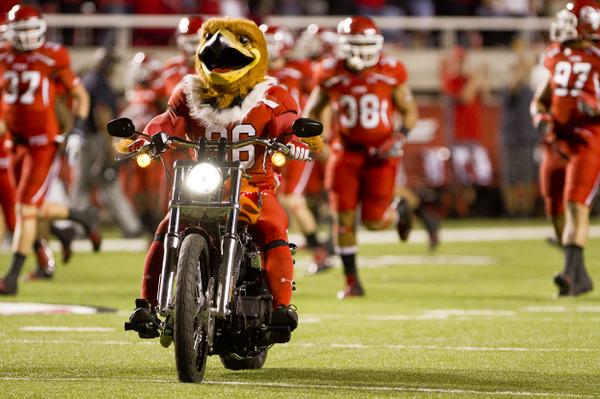 (9/12) Rice-Eccles will rock 7 times in 2015 for @utah_football. pac12.me/utah15