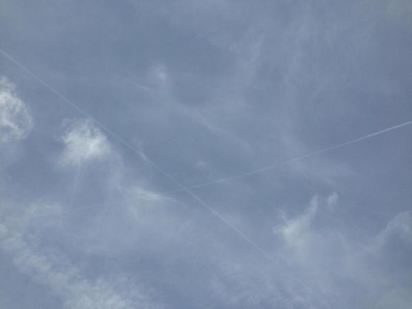 mkpalkovich's tweet photo. I do not consent! #TwitterPetition STOP #GeoEngineering @SkyderALERT @RealAlexJones http://t.co/HLJLrTywVK