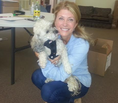 wendydavis's tweet photo. Nice to meet you too, Charley! cc: @DogsforDavis http://t.co/kTbNPkCtcv