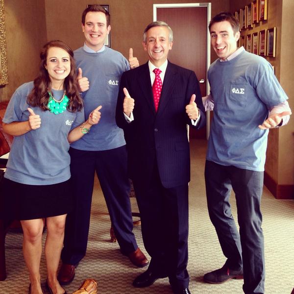 FDStudents's tweet photo. Our #TshirtTuesday is with Dr. Jeffress. Who's yours with?? #FallRush2014 #getinmyvan #becreative http://t.co/AHXzJEYjlh