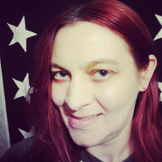 I SPY, RED, WHITE AND BLUE. THE ONLY COLOR THAT RUNS IS THAT DYE IN MY HAIR! LOL http://t.co/0d8ZX9c<a href="/tag/roofersarehere"class="tags"><span>&#35;roofersarehere</span></a>