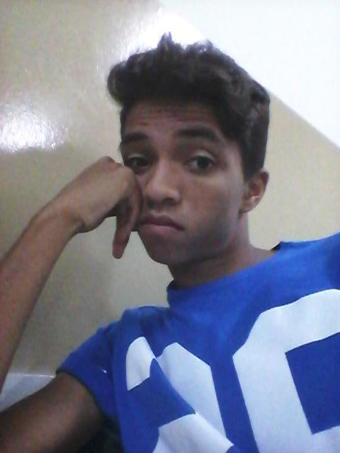 hhsouza2's tweet photo. Aula chata afff http://t.co/IOvAeFL9WK
