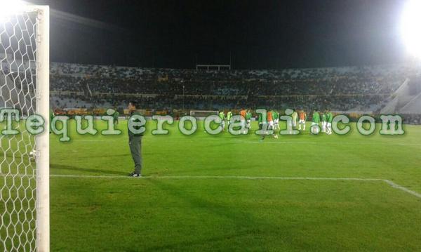TeQuieroCali's tweet photo. El plantel completo ya hace trabajos de calentamiento. #VamosDeportivoCali http://t.co/004WOae8lu