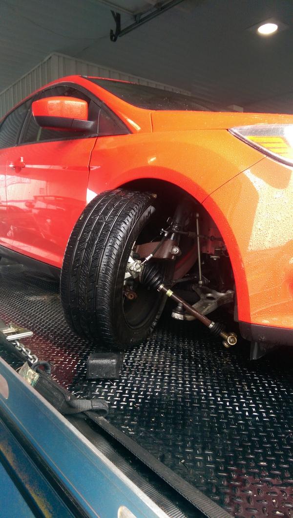 daniraley's tweet image. Thanks @MaxwellFord for returning my car with a broken axle. Is this the kind of quality @Ford supports?? #fail