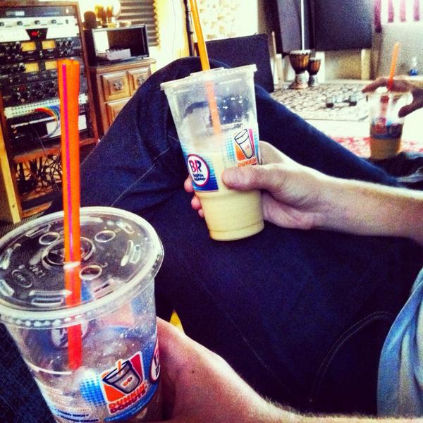 QuietCarBand's tweet photo. @DunkinChicago you toats saved us when we were recording our album #emo #coffee #emocoffee #chicago http://t.co/hLYyUOToqc
