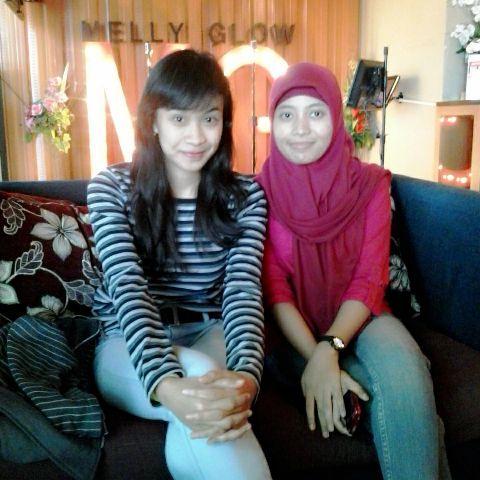 Anjanijkm's tweet photo. wewewewe, apa ini RT @TarieMenari: w/ @Anjanijkm yange bkul cakue :* http://t.co/fE6jrVYxgT