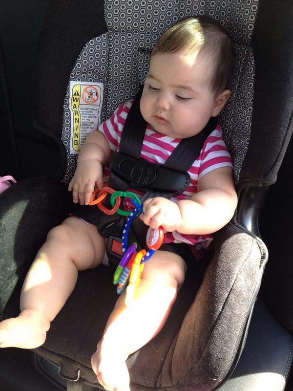 miapilipenko's tweet photo. In her new car seat at Nana's. Such a big girl http://t.co/iZD27ftXX9