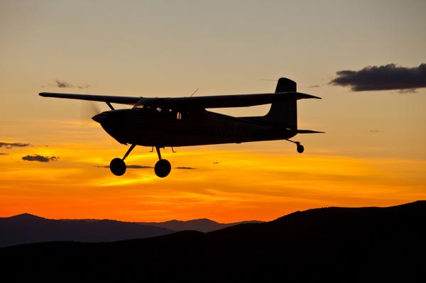 DisciplesFlight's tweet photo. The worst day of flying still beats the best day of real work. 

-Unknown
#AviationQuotes #avquote #disciplesofflight http://t.co/6iWfriz4yV