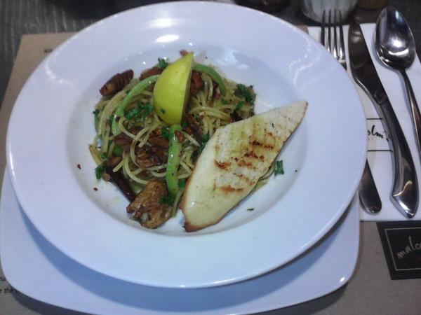 MalcolmsDeli's tweet photo. Malcolm's Deli Lunch Special - Spicy Tinapa Pasta in Evoo with Roasted Pumpkin Soup by: Real Girl Toy Kitchen http://t.co/6SYt2Soc63