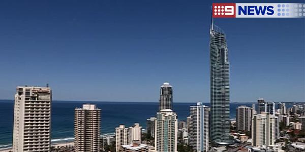 9NewsQueensland's tweet photo. WEATHER: Sunny today. Brisbane and the Gold Coast currently 27°C, and Ipswich 28°C.  #9News http://t.co/Ann0JxNvjM