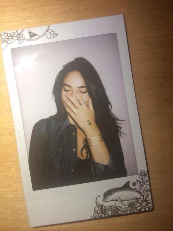 MaggieDuranTP's tweet photo. Polaroid princess. http://t.co/66LACHWumI