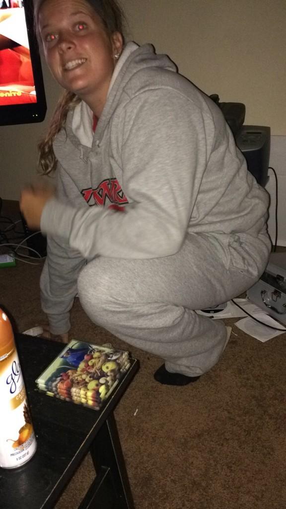 rdrink13's tweet photo. #graysuit #revenge #hottie #gettinit http://t.co/rtk2NvPjcl
