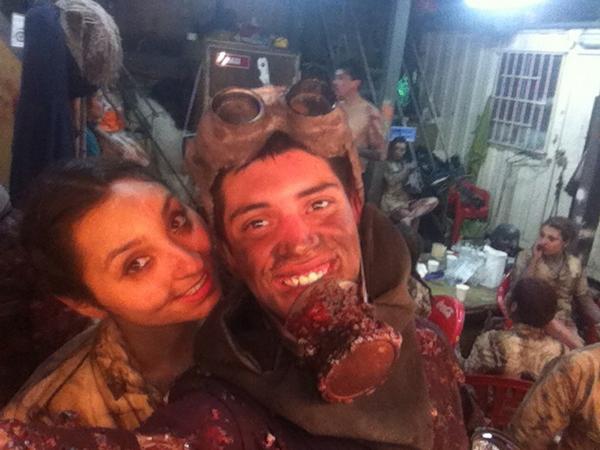 RodGarraud's tweet photo. Llegando recién de grabar!! Estoy muerto, pero quedó la zorra #SilentHillProject !! http://t.co/Rnervn0scp