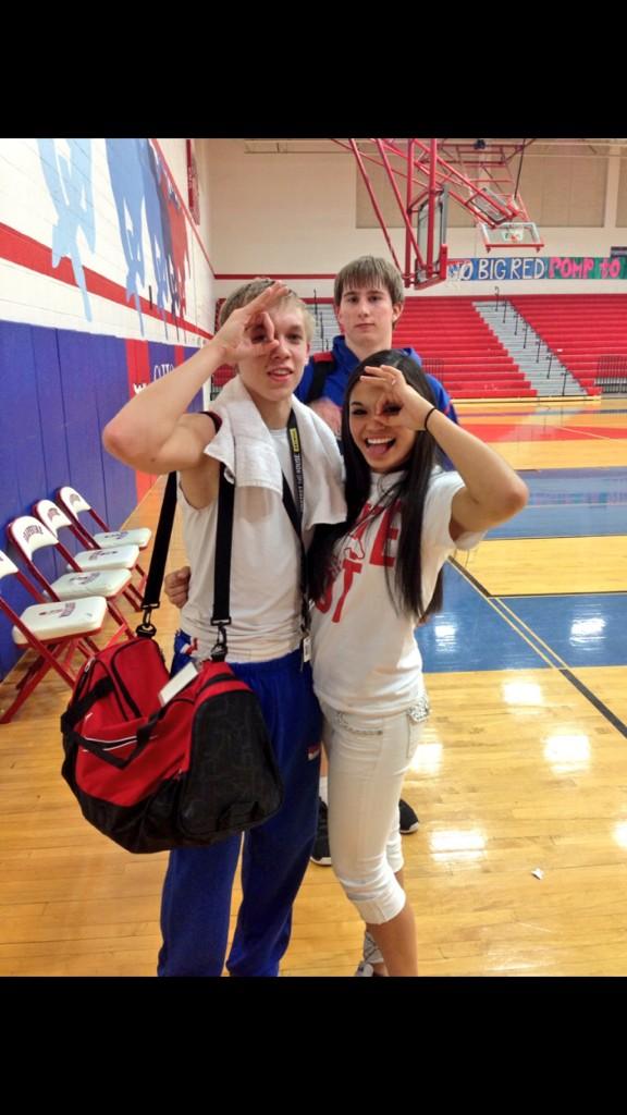 D_Eibel's tweet image. Happy birthday MIK☺️🎊🎉🎊 yay the big 17!!!!! #ImTheFirst @mikaelagalagher