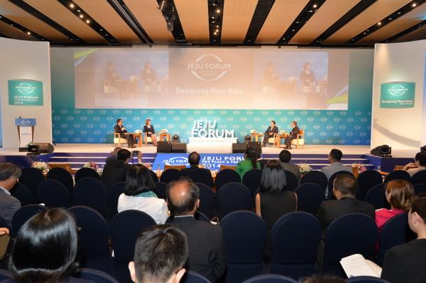 어떵 살아 점수꽈? 편안해수꽈? 평화와 번영을 위한 제주포럼, 이제 2015년 대망의 10회 포럼 준비에 박차를 기해봅니다! For Peace and Prosperity!