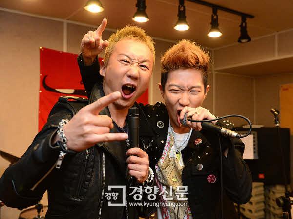 kyunghyang tweet picture