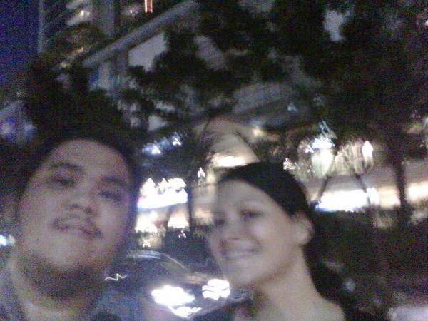 markoa69's tweet photo. foto bareng melani. tolak reklamasi di bali. folbek ya mba. http://t.co/RwjTE5Z4O6
