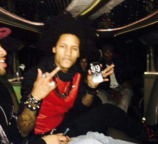 LesTwinsEri's tweet image. I got 99 problems and a b*tch ain't one #lestwinson #lestwinsfan #lestwins #larrybourgeois #cablaze #bourgeoisboys