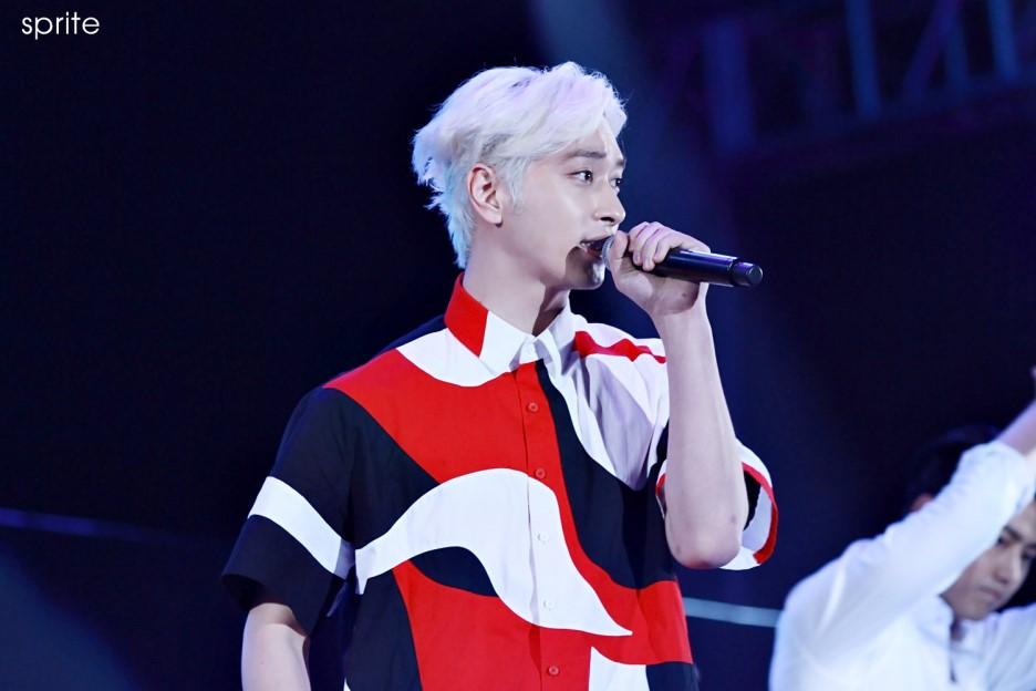 BxuYhExCYAAmxGY.jpg:large