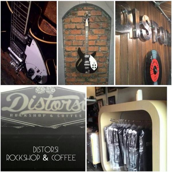 Malam kamisan pengen nongkrong atau makan malam romantis yuk gaes ke @distorsirock shop and coffee
