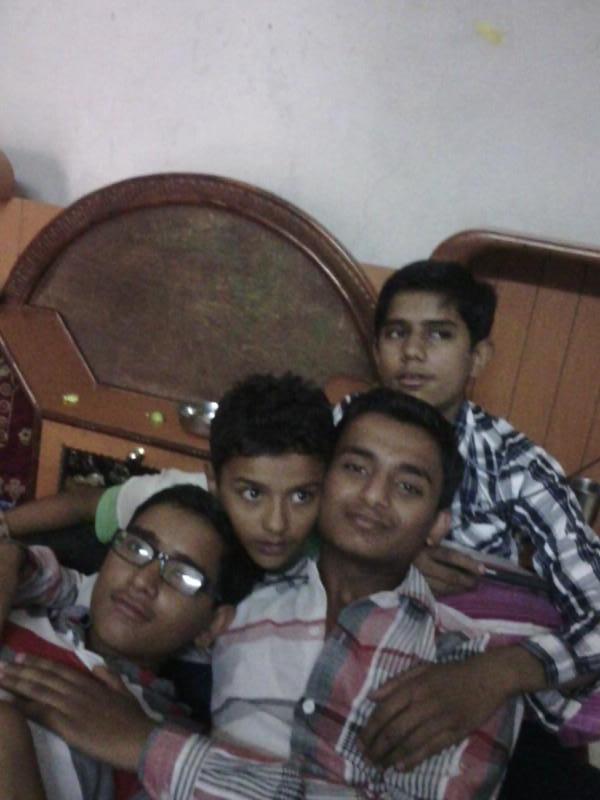 HenantGaur's tweet photo. My bother and me http://t.co/YNL6X0bqL7