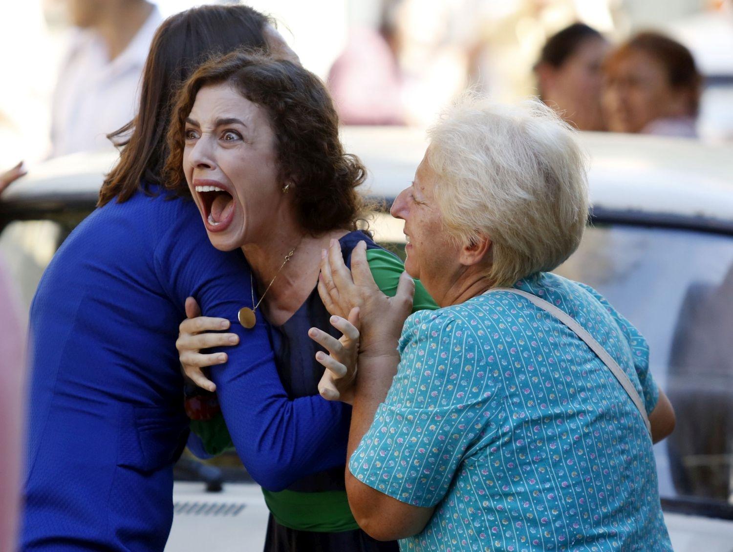 BxugafuCMAENsCm.jpg:large