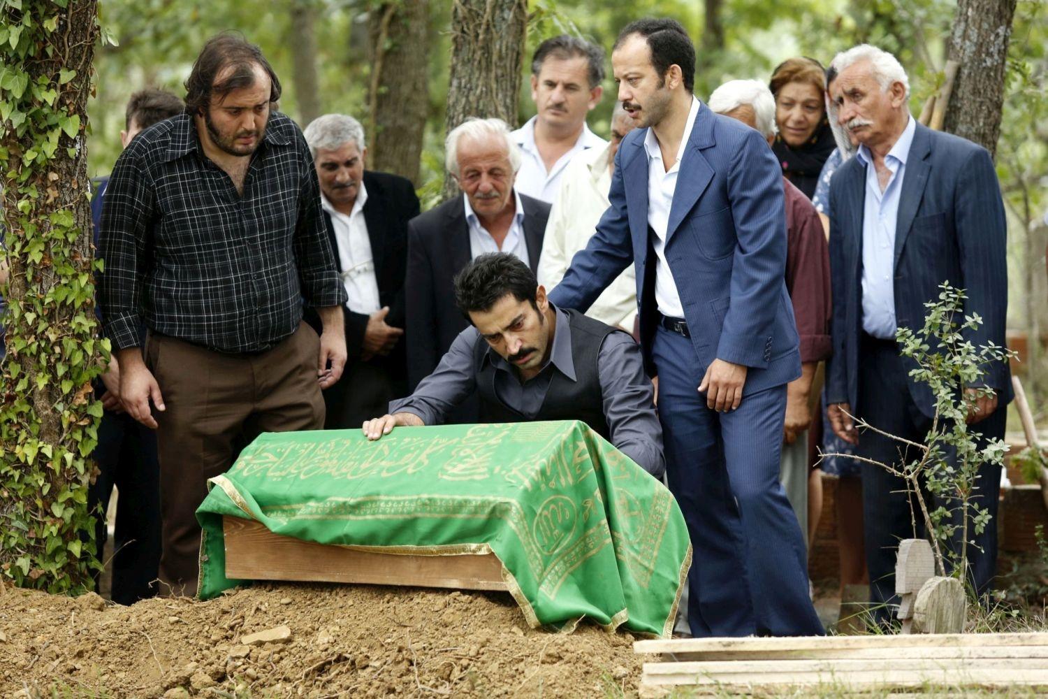 BxugcijCQAEAHRn.jpg:large