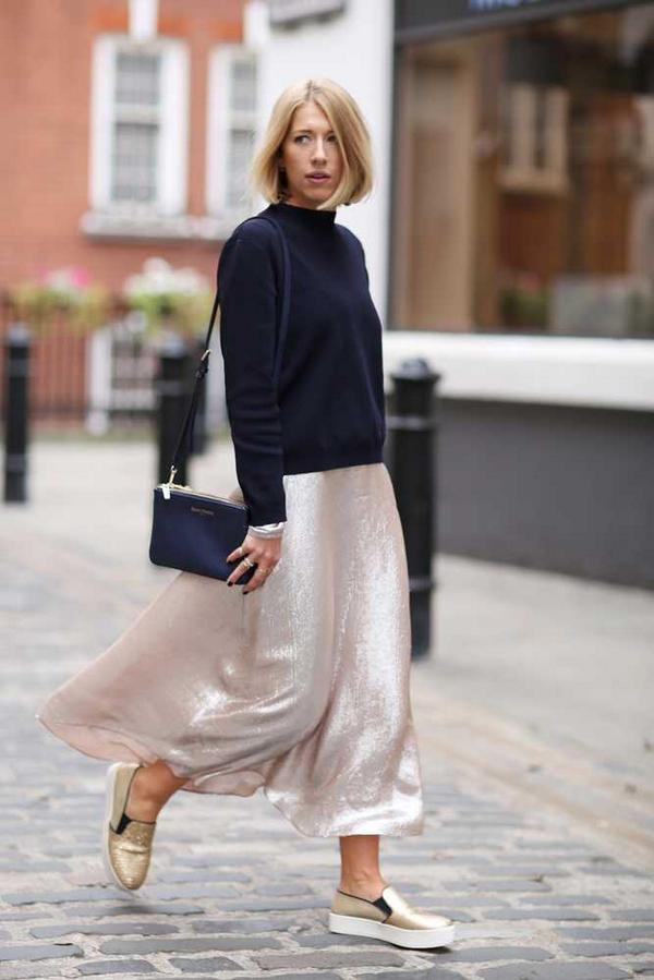 SteveMadden_UK's tweet photo. Check out @ELLEUK Market Editor @HarrietStewart1 in our gold BUBAH slip-ons during #LFW - http://t.co/3xZ2vVu2ie http://t.co/HL1d6aGxmB