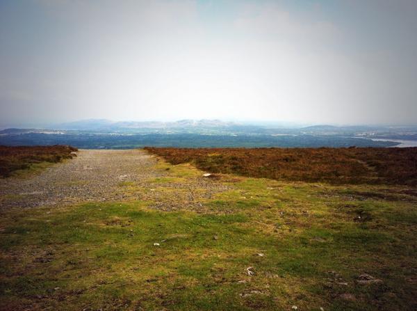 Climbed Knocknarea yesterday for the 1st time.. This pic doesn't even do it justice!! #Sligo #Beautiful #BucketList🌁☀