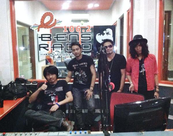 Xtalentcom's tweet image. today @CREAMS_ID Take Newsingle cc.@georrdilly @ainnasrico @setiawaniyowes1 @nda_dereckless