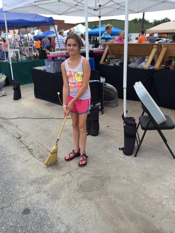 PersonalizedSo's tweet image. Little Cinderella at our festival booth