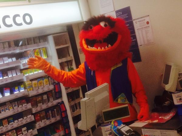 Edwardsttesco's tweet photo. Theres trouble at @Edwardsttesco! @mazieblake12345 @stoppy79 http://t.co/Zx1AprrAT9
