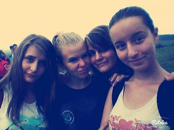 amy_tth's tweet photo. Megennyi majmot :33 Jo kis tura volt, mi?! xDD :P http://t.co/IRsPK3bf8d