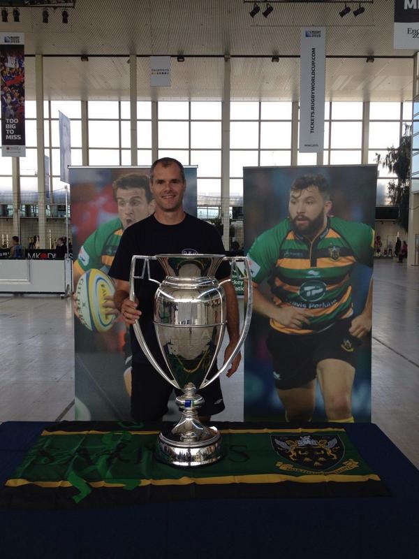 KislOfficial's tweet photo. Didn't expect this today!!! #amlincc #AvivaPrem #RWC2015 #heinekencup #luckyboy http://t.co/IiYXw7SH2u