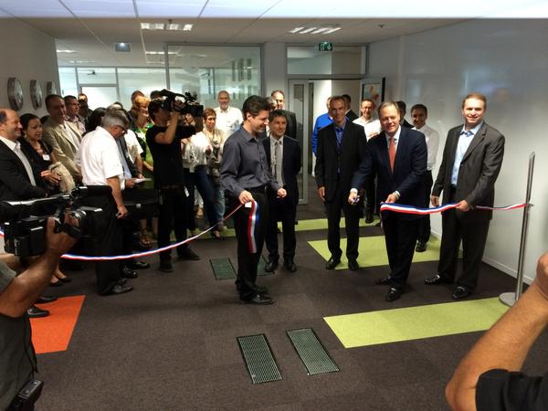 Abiprof's tweet image. Freescale, présent à #ICSshow, inaugure ce matin Freescale Discovery Lab, le laboratoire d'innovation  à Toulouse.