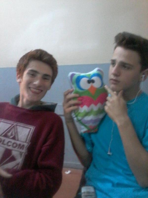 GonnzaB's tweet photo. #Tipasos #ConElBuho http://t.co/zmlVyq7a7h