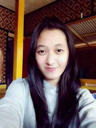 Member cewek kitah, ini dia:

Panggil aja gigin
follow > <a href="/ghinafhariesta/">G h i n a</a> dan
fb> facebook.com/ghina.f.ariesta
#memberKOMMA