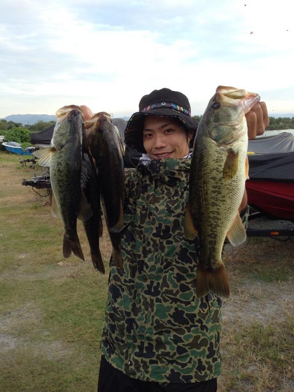 MarlRemix's tweet photo. 琵琶湖で過ごす休日は最高！
ボートが欲しいなぁ！ http://t.co/g4GDxsfYvB