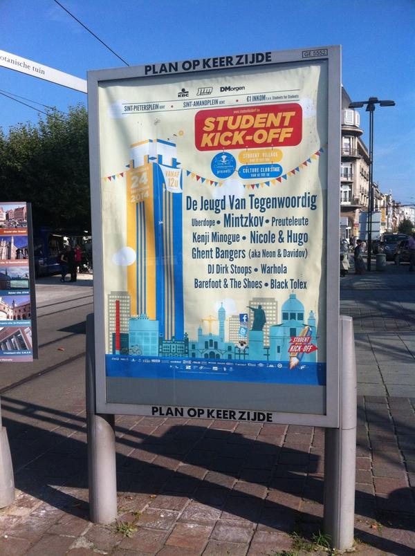 ScarfishDesign's tweet image. STUDENT KICK-OFF on the streets! Happy!