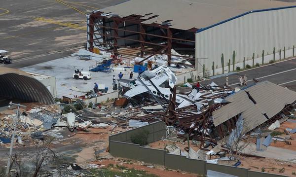 tcsnoticias's tweet photo. La destrucción provocada por #Odile en Los Cabos http://t.co/bsIgdBeEbB http://t.co/nsrpHeOw4y #CnnMex