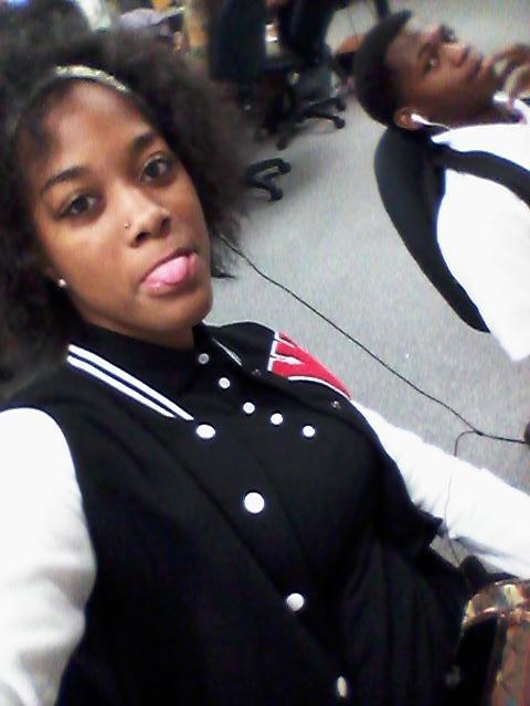 _imSmoove's tweet photo. Me and @goldd_dustt  😃👍😕 http://t.co/VKuoemcGuZ