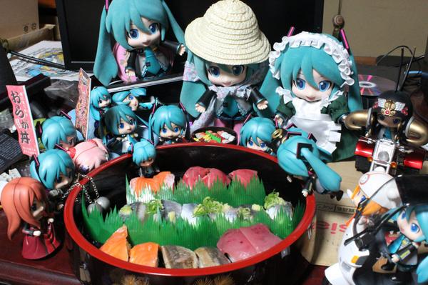 アクセル 兄さん 社長 クロスカブで回りたい Twitter ನಲ ಲ 冥土ダヨーさん お待たせしました特上寿司到着なんダヨ ダヨーさん達 うおおおお ダヨ ぐま子 やはり御寿司がないといけないぐまな ミクダヨー降臨祭14 ミクダヨーさん生誕祭