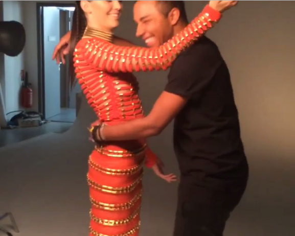 KarJennerDaily's tweet photo. Kendall:" haha love you http://t.co/YMTrxXjGmG …
" #KJupdates http://t.co/79cs9cgxQE