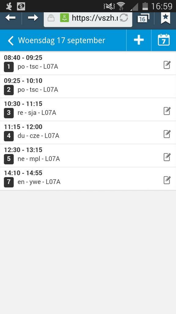 collinvv's tweet image. HAAAAAAAII