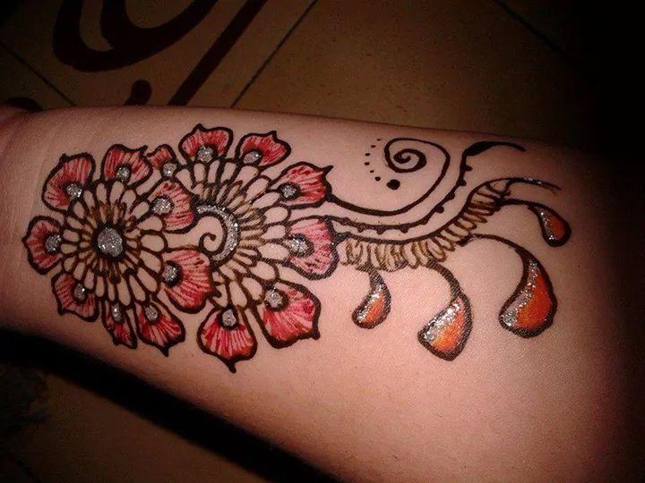 Henna Crane