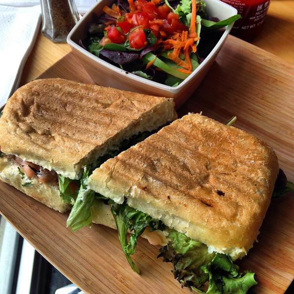 Thank you @greenkitchenorlando! #Lunch was absolutely delicious and very #healthy! Smoked #salmon with a #salad!