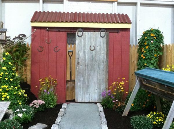 GansettFFA's tweet photo. Narragansett FFA came in second place for the landscape exhibit at the Big E! http://t.co/FBocKALXnS