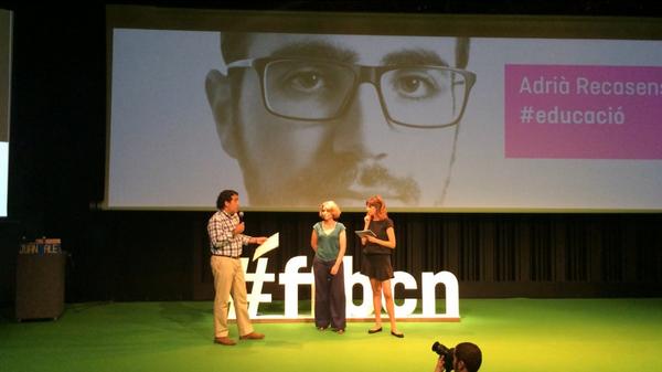 escolasadako's tweet photo. En @jordimusons presentant el projecte de col·laboració de @escolasadako i @arecasens #wikicode a #ffbcn http://t.co/WZgN3b4JLZ