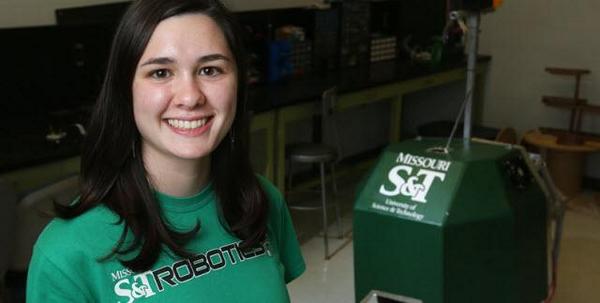 SHPE's tweet photo. #STEMWCW: Emily Hernandez for championing #STEM for minorities http://t.co/idHCkE6Nr2 #Latinos #Diversity #WCW #SHPE http://t.co/EaToyDP1cq