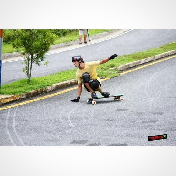 jankielc_'s tweet image. #Playground #SlideJam #1st #Open 

@oslongboarding @scodyk @mambossk8warehouse @etnies